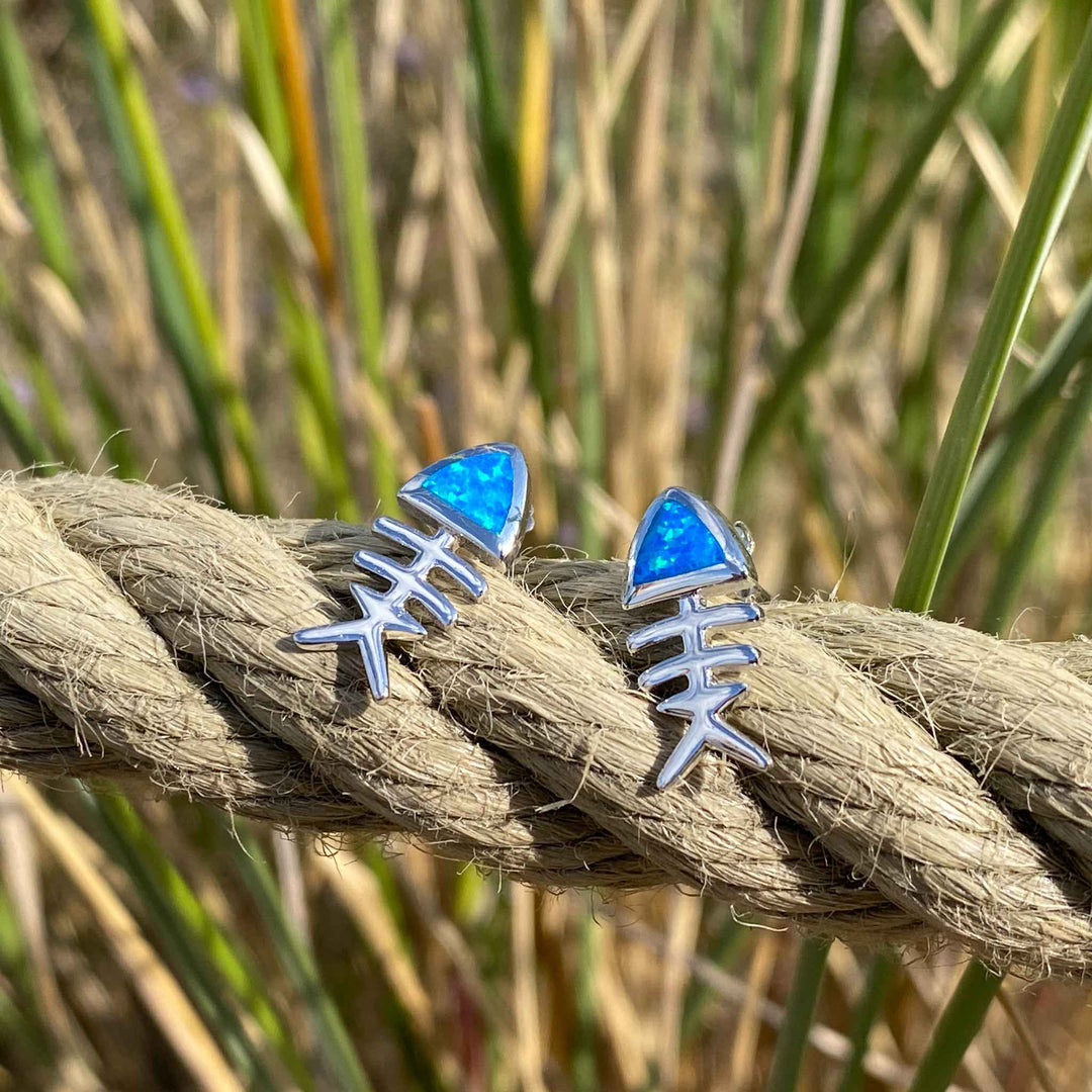 Fischgräten Ohrstecker (Opal)
