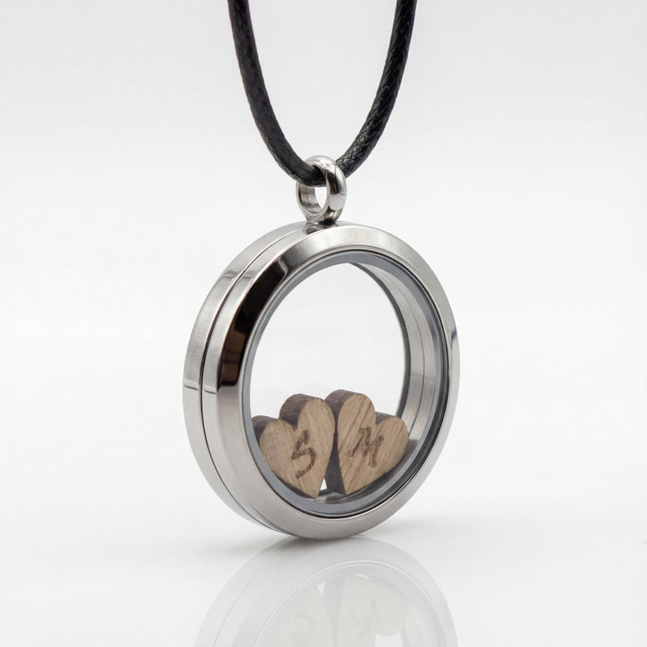 Medaillon "Valentin" (mit Gravurherzen)