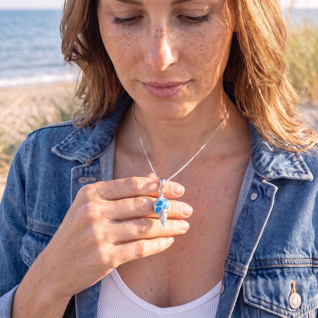 Kleine Muschel Anhänger (Opal)